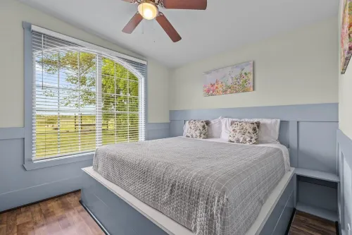 Country Cottage Outside Greenville