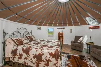 Stay in a Real Silo • Cozy Loft + Electric Fireplace + Full Bath Near Boise