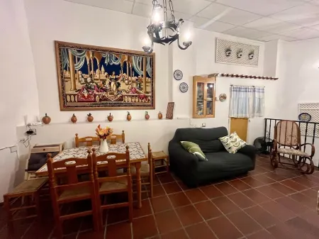 Enjoy a rural house with a wine cellar and a lot of leisure! Отели в г. Рибера дель Хукар