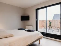 Modern villa with Spa 10 pers Hotels in Santec