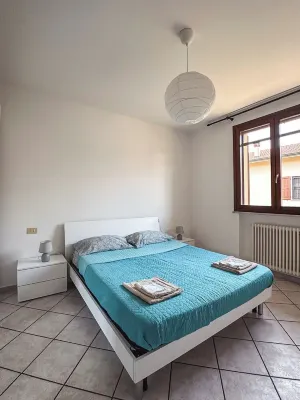 Two-rooms cozy flat close to the beach - pet friendly!