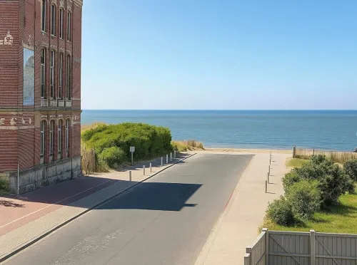 Spacious 2-bedroom apartment with sea view, 100 metres from the beach and shops