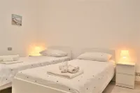 "HEART "Luxury Apartment, in the historical center of chiavari