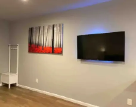 Modern, access to everything 3 min to lake Lanier. Hotels in Buford