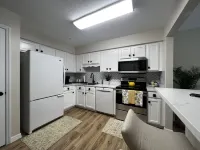 Quiet community, 40 min from the beach, 20 min from theme parks. Newly Renovated Hotels in Apopka