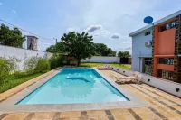 Coastal Retreat. Spacious 3-bedroom villa Just 8 minutes stroll from the Beach.