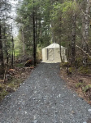 Amazing 1-bedroom yurt in Seward 貝爾克里克酒店