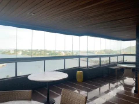 Cobertura Duplex na Praia do Canto em Frente ao mar