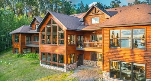 Bay Ridge North Lakeshore Lodge Retreat