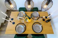 Vacation apartment with sunny balcony & parking space Hôtels à proximité de : Family practice Dr. med. Dorothea Falkenstein