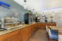 Best Western Joliet Inn  Suites - Breakfast