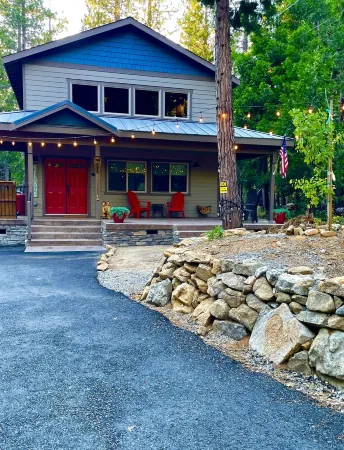 NEW LISTING PERFECT HOME BASE FOR LAKES, TRAILS, SNOW SKIING!