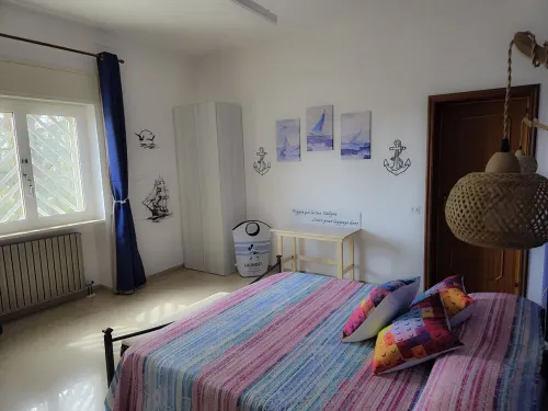 CasaOltreMare 3 minutes from the sea. House 6/8 beds for exclusive use Hotels in Madonna Pozzo Guacito