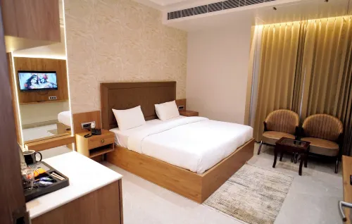 슈리 다모다르 담 파니가언 카더 호텔