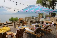 Ati Hostel & Beach Club Hotel a San Marcos La Laguna