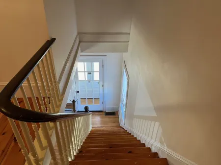 Newly Renovated Home in Newcastle Walk to Downtown Damariscotta