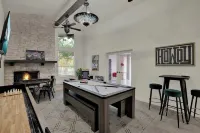 Whitewater River House - Game Room, Firepit, Walking Distance to Whitewater Amphitheater!