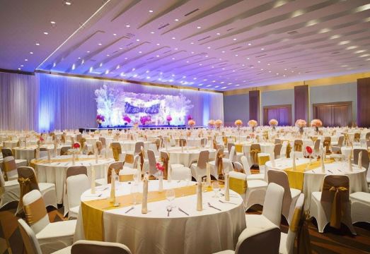 산티카 호텔 조식 식당