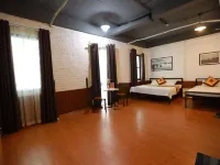 Aroma Ha Long Hotel โรงแรมใกล้Ha Binh Cruises