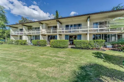 Kona White Sands A4 Romantic Ocean View! Hotels in Kahaluu Bay