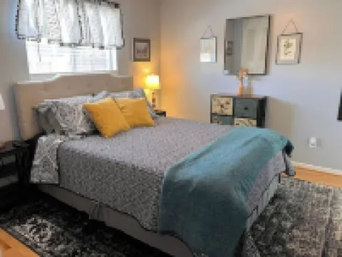Centrally Located Park Place 018192