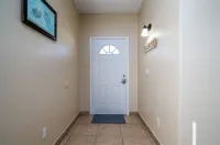 Reelin’ and Rockin’ Cottage 1/2