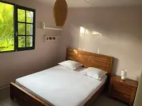 Villa with swimming pool in the center of st louis river Hotels in Saint-Louis