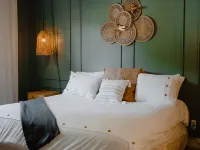 Cozy Lakeview Home with Water Access Hotels in Cornwall