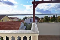 Apartment in Maslenica with Sea View - Hot Springs