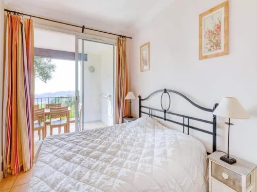 Bastides at the Restanques of St Tropez