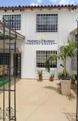 Mucho lo Bueno - Hostel House Hotels in 