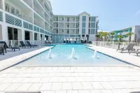 Sea Glass 214 - 3-Bedroom Luxe Condo, Right on the Beach with Amazing Pool View! - Private Pool