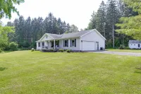 Peaceful Family Home Near Cayuga Lake State Park - Wifi