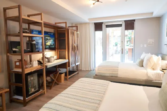 Lennox Miami Beach Отели рядом с достопримечательностью «Холокааст Мемориал Майами-Бич»