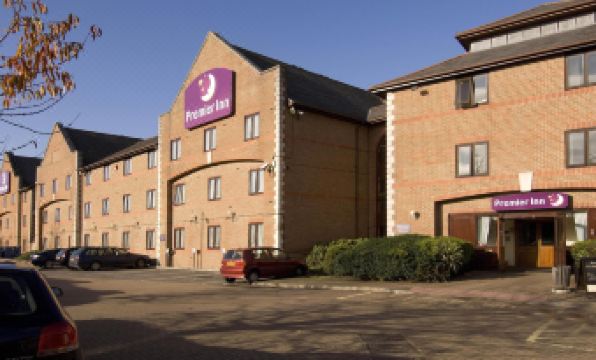Premier Inn Guildford North (A3)