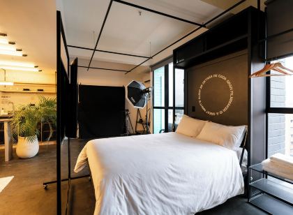 Indie Universe Creative Hotel