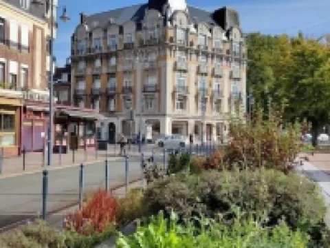 Hôtel Moderne Hoteles en Arrás