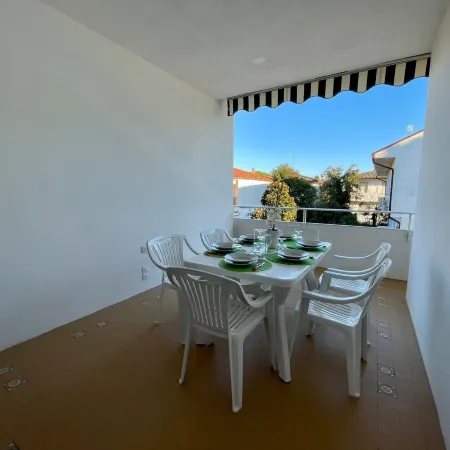 Spacious Flat in a Villa with Terrace