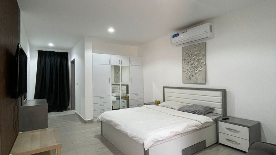 EK Homes