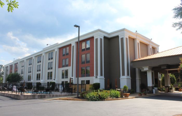 Holiday Inn Express FORSYTH by IHG