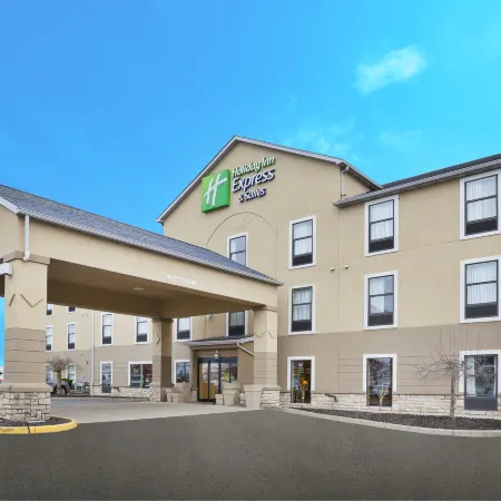 Holiday Inn Express & Suites CIRCLEVILLE by IHG