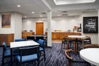 Fairfield Inn & Suites Auburn Opelika - breakfast
