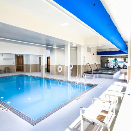 Holiday Inn MILWAUKEE RIVERFRONT by IHG