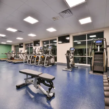 Holiday Inn Express & Suites MADISON by IHG