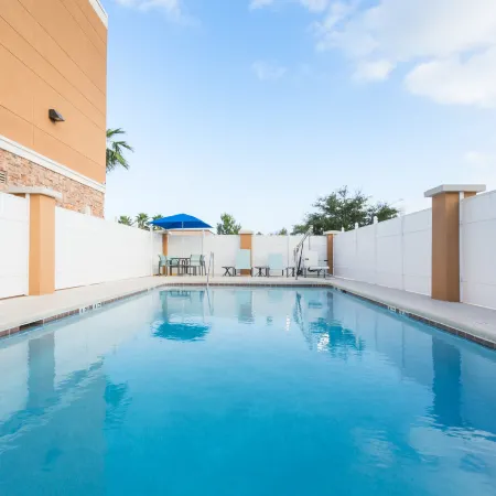 Holiday Inn Express & Suites FLEMING ISLAND by IHG
