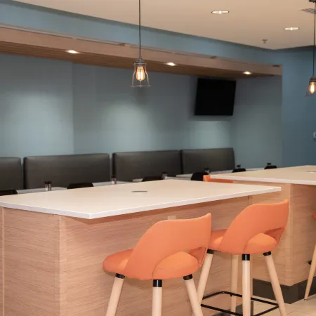 Holiday Inn & Suites FAYETTEVILLE W-FORT BRAGG AREA by IHG
