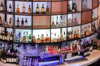 Sheraton Gateway Los Angeles Hotel - bar