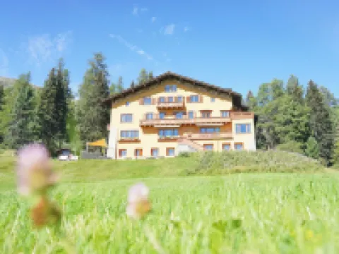 Hotel Chesa Spuondas Hotels in Saint Moritz
