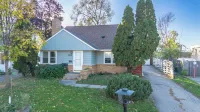 4 bedroom HOUSE – 5 Minutes to MOA & AIRPORT