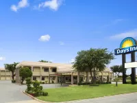 Days Inn by Wyndham Dallas Irving Hotels in Irving